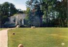 LES REMPARTS DE CREVECOEUR-EN-AUGE (Calvados)