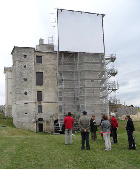 Visite du château de Maulnes, avec la Société Archéologique et Historique du Châtillonnais...