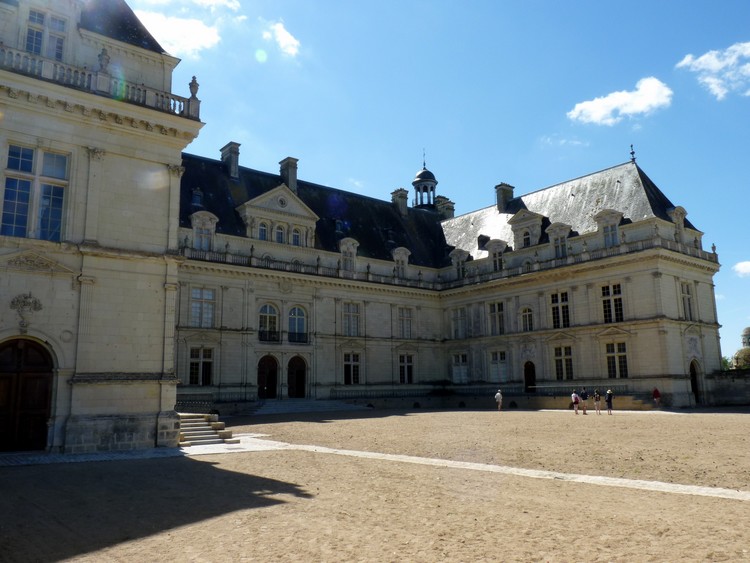 Le château depuis la cour intérieure