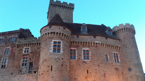 Le château de Castelnau-Bretenoux  (Lot)