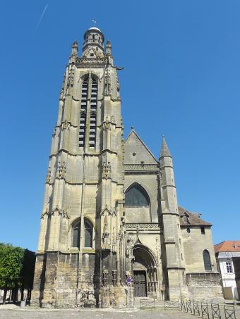 Clocher et façade occidentale.