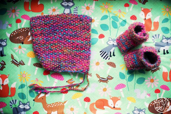 Un béguin de lutine et des petits chaussons
