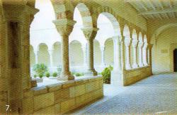 Le Cloître de Saint Génis des Fontaines