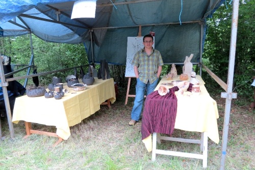 Fête médiévale autour du  château de Rochefort, à Asnières en Montagne...