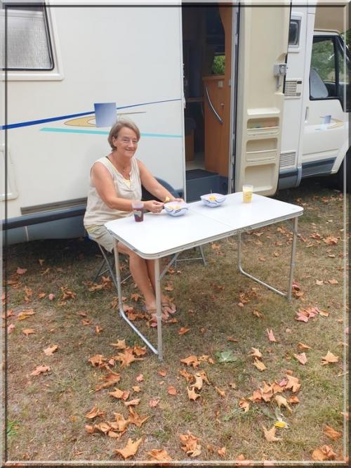 990 - Saint Jean d’Angély en Charente-Maritime (17) !