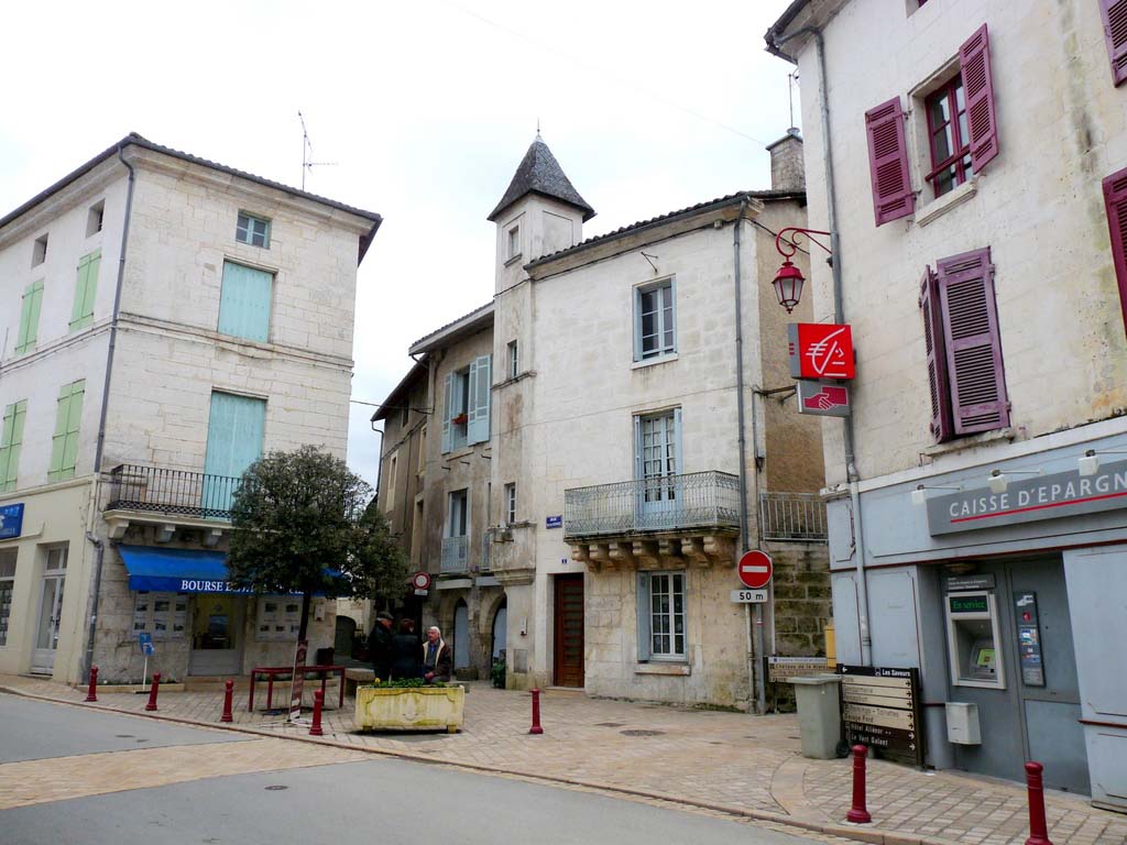 Brantôme - Dordogne (8) - La petite Venise du Périgord - Un des plus beaux villages de France