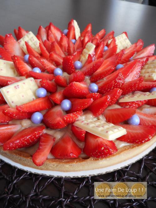 Tarte aux fraises et sa crème pâtissière au carambar caramel 