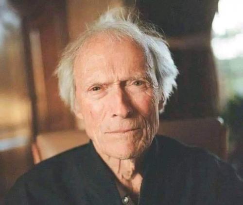 Clint Eastwood ''Ne cherchez pas le luxe''.jpg