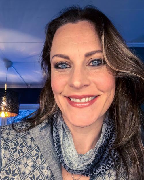 Floor Jansen : Vidéo interview à HLF8 avril 2022