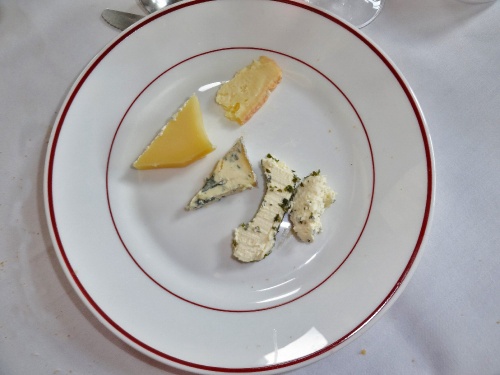 Le repas offert aux Séniors de la ville de Châtillon sur Seine...