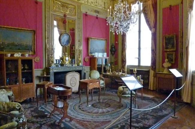 Visite de l'Hôtel Nissim de Camondo avec Générations 13
