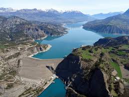Barrages hydroélectriques dans le monde