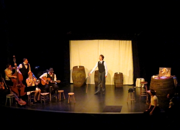 "Au cabaret du lapin agile", un joyeux et émouvant spectacle a ravi le public au théâtre Gaston Bernard de Châtillon sur Seine.