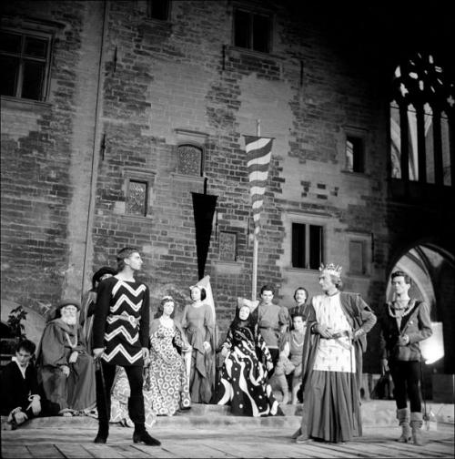 Le grand almanach de la France : Le festival d'Avignon