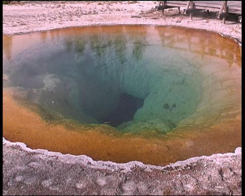 Yellostone, beauté dangereuse