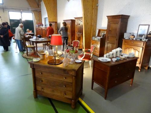 Le salon des antiquaires 2013, organisé par le Lion's Club Châtillonnais...
