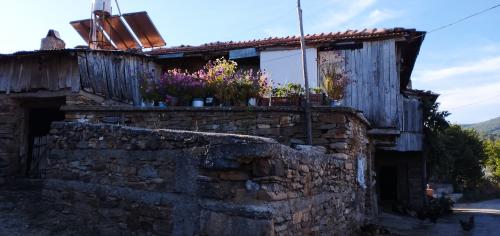 La route entre UŞAK et KUTHAYA