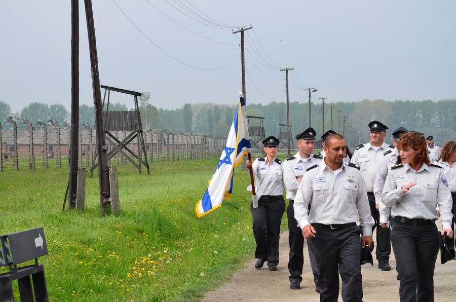Les camps d'Auschwitz  Birkenau pologne schnoebelen
