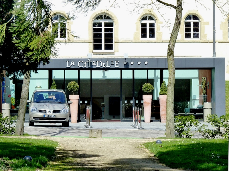 Metz / L'hôtel "La Citadelle" dans le quartier de l'Arsenal...