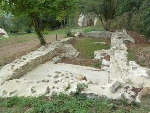 LES REMPARTS DE LA POMMERAYE (Calvados)