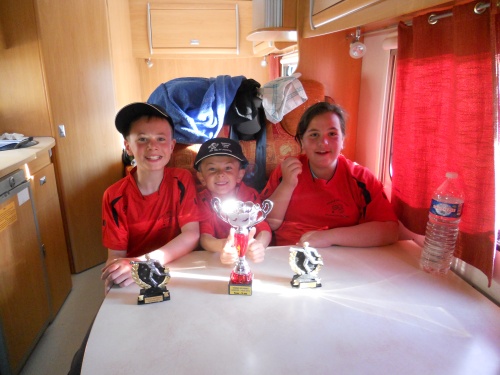 MAXIME ROCHE AU TOURNOI JEUNE A LAMASTRE LE LUNDI 9 AVRIL 2012