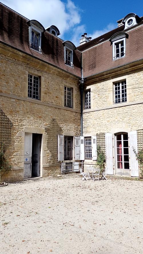 Maison du comté et château d'Arlay, séjour camping-car
