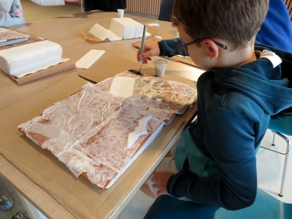 Un atelier "grimoires et potions " a ravi beaucoup de futurs jeunes "sorciers" à la médiathèque Victorine de Chastenay