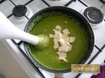 Crème de petits pois & allumettes d'oeuf