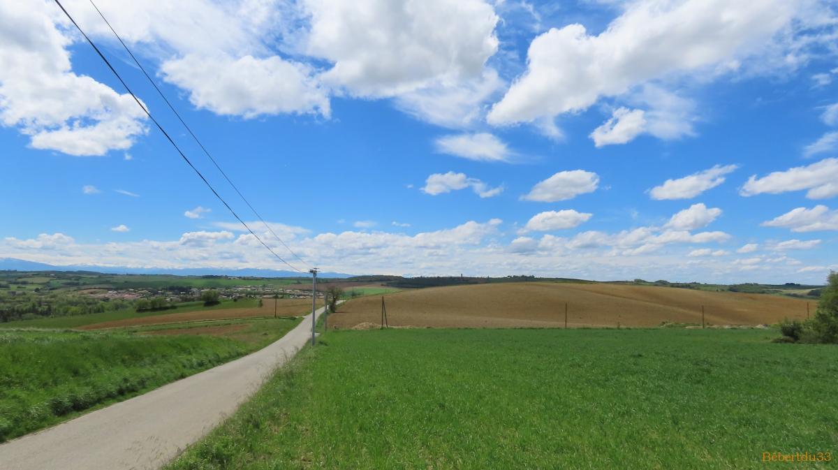 Vue à Salles sur L'Hers dans l'Aude