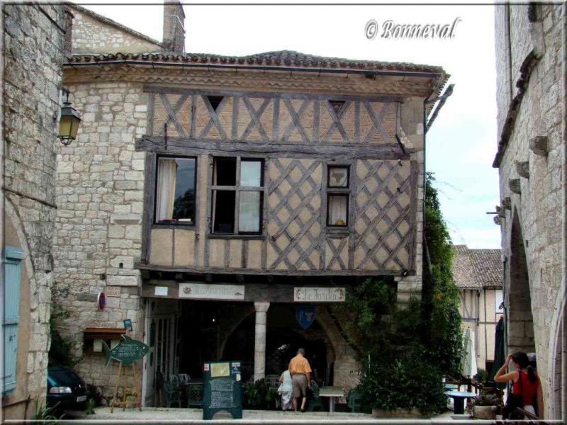 Monflanquin Lot-et-Garonne Maison à pans de bois