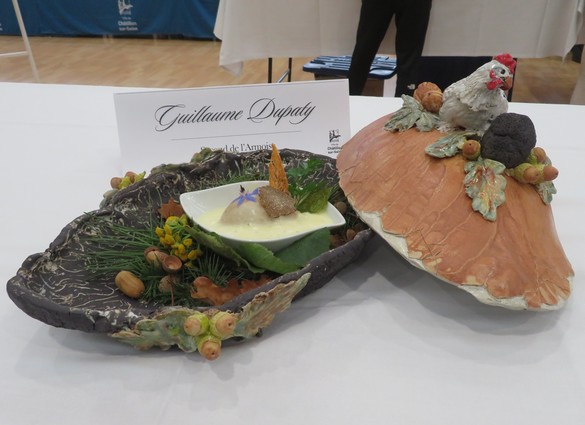 Le concours de  "l'œuf brouillé à la truffe" , lors de la Fête de la truffe Impériale, a connu un beau succès