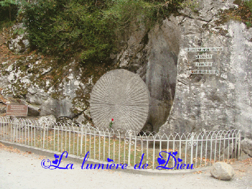 Lourdes : Le chemin de croix