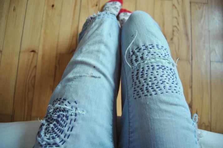 Quand reprise mieux l'originale comment réparer jean troué