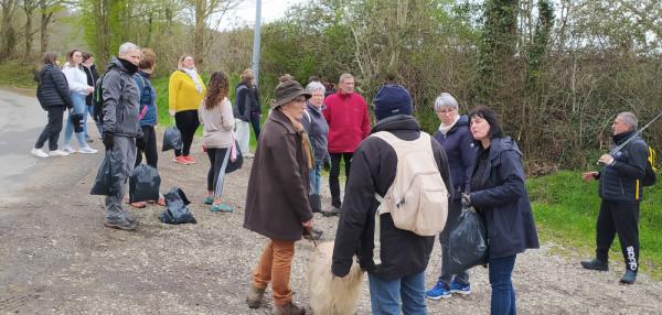 Une marche citoyenne et utile à la nature 