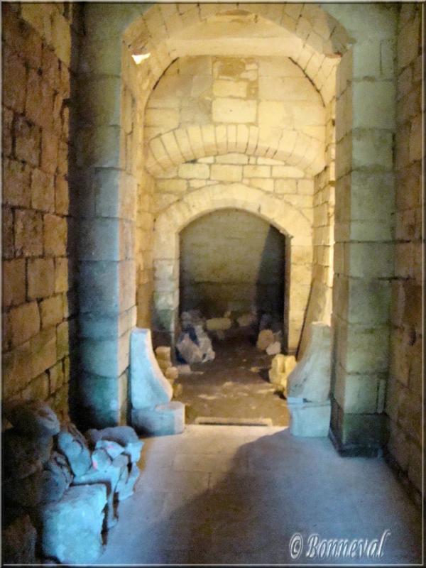 Abbaye de Fontdouce 12 ème siècle Charente-Maritime "l'enfermerie" cachot pour les moines fautifs
