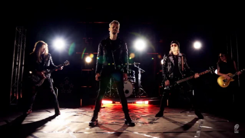 SKID ROW - "Time Bomb" Clip