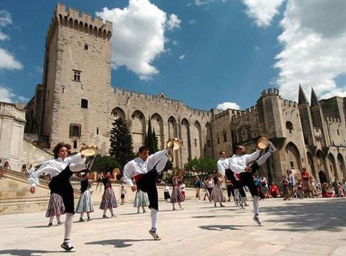 Le grand almanach de la France : Le festival d'Avignon