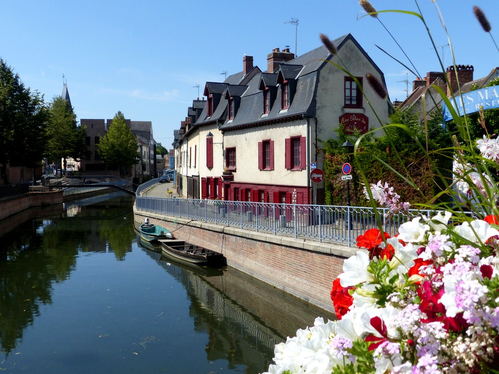Le quartier Saint-Leu d'Amiens en été