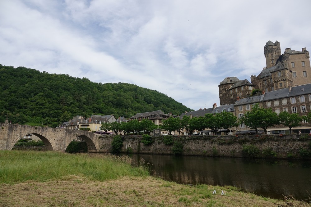 Le château d'Estaing...
