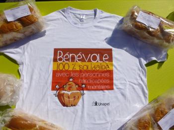 tee shirt R