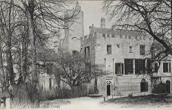LES REMPARTS DE CREULLY (Calvados)