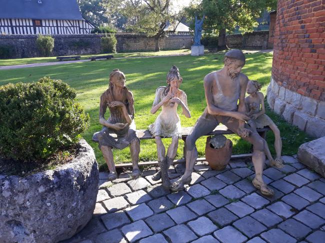 L'exposition "Les Fables de La Fontaine" au Château de Vascoeuil