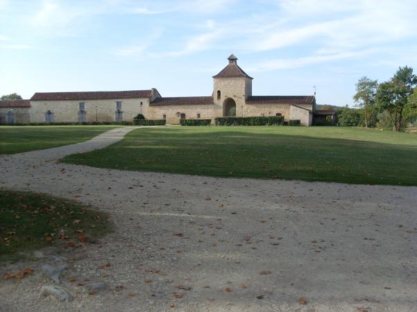 L ' ABBAYE  DE  FLARAN  Gers (32)