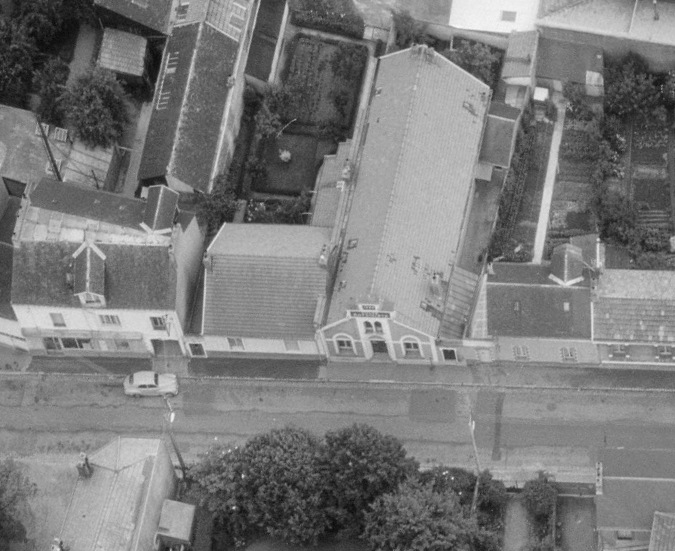 Nantes, rue de la Constitution en 1965, le temple (remonterletemps.ign.fr)