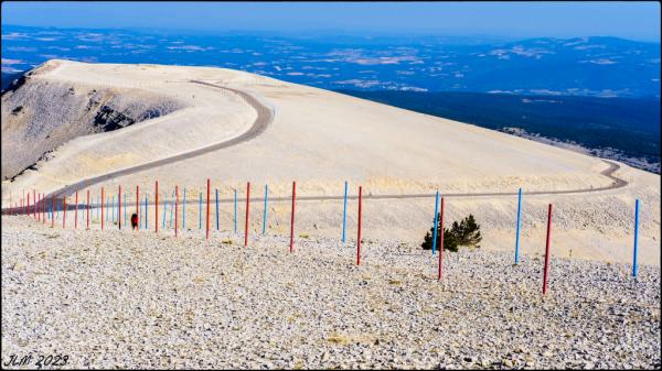 les Piquets bleus et rouges