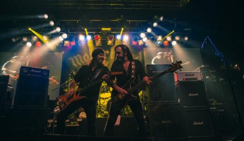 MOTÖRHEAD - "Rock It" Clip Live