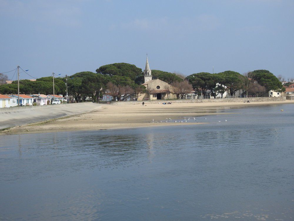 L'église Saint-Eloi à Andernos - mars 2021