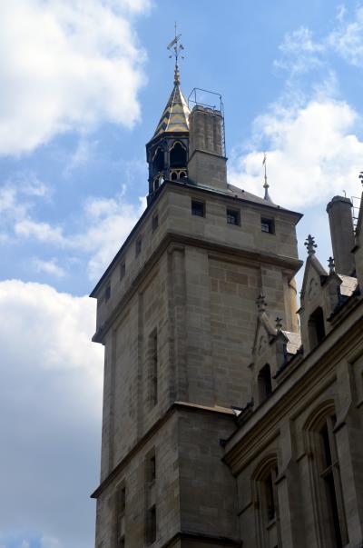 Visite de l'ancien Palais de Justice avec Générations13