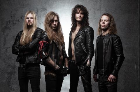 EVIL INVADERS - "Die For Me" Clip