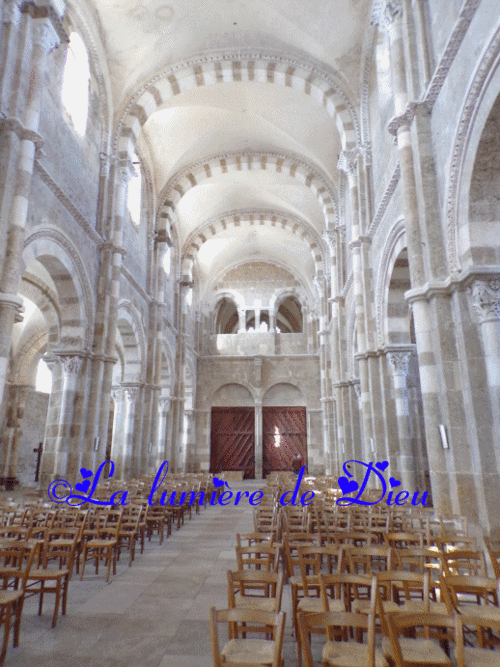 Vezelay, basilique Sainte Marie-Madeleine